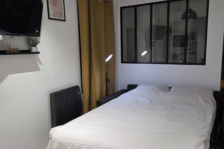 Ganze Wohnung, Bright, well-equipped cocoon in the center of Lagny 10 minutes from Disney free parking in Lagny-sur-Marne, Seine-et-Marne