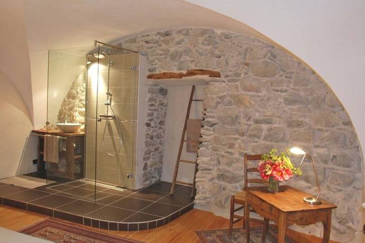 Location de vacances pour 2 personnes, avec jardin à Châteauroux-les-Alpes - 3