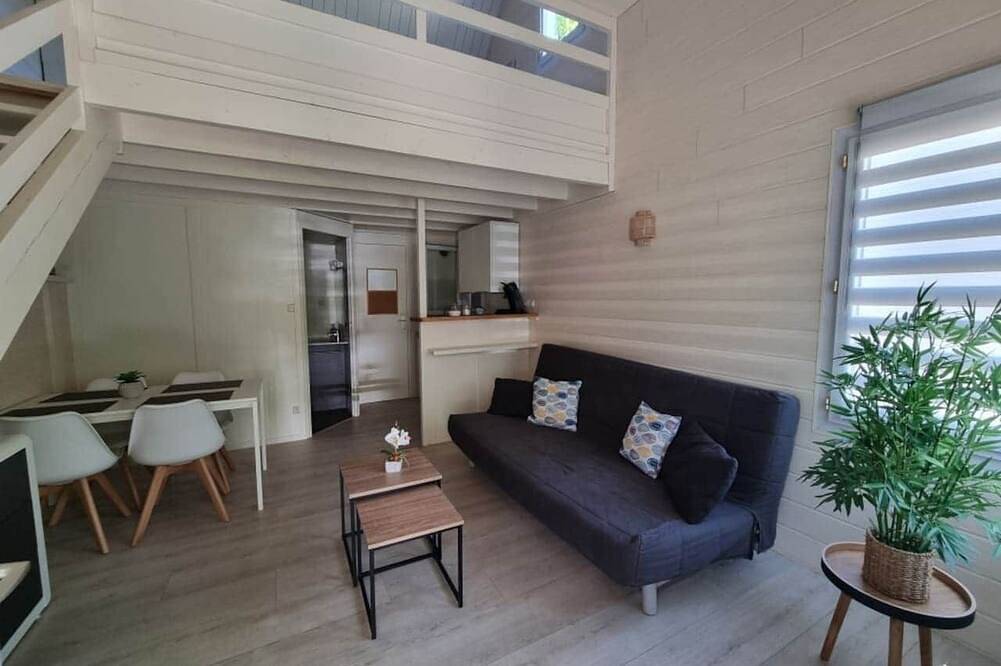 Chalet 1B - 3/4P - Piscine & Parc, 100m Cadre Noir in Saumur, Vallée de la Loire