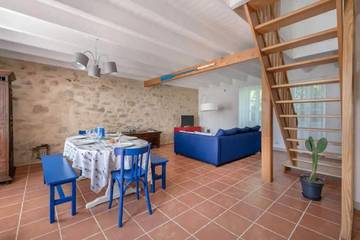 Gîte pour 6 personnes, avec terrasse et jardin dans Lerat