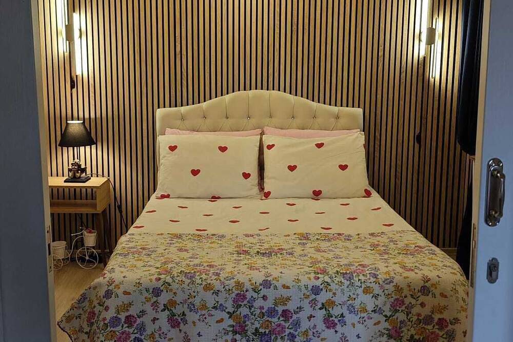 Charming 1-bedroom villa with Wifi and Ac in amazing Istanbul in Istanbul, Marmara region