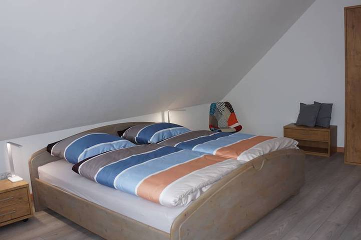 Ferienwohnung für 6 Personen, mit Garten und Balkon in Montabaur - 4