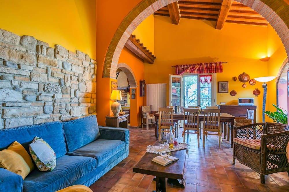 Wunderbares Ferienhaus für 4 Leute mit W-Lan, privatem Pool und Tv in Fucecchio, Florenz Provinz