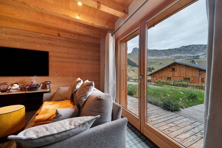 Chalet 'Les Carroz De Mary - Sommand' con vistas a la montaña, terraza privada y Wi-Fi in Mieussy, Region Bonneville