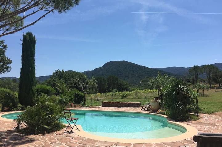 Maison de vacances pour 4 personnes, avec jacuzzi ainsi que piscine et jardin - 1