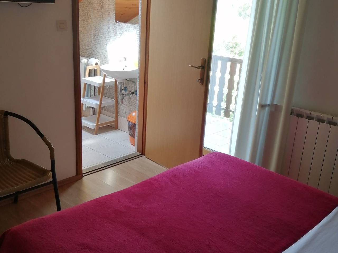 Ganze Wohnung, Guesthouse Žafran- Double Room With Terrace in Smoljanac, Lika-Senj