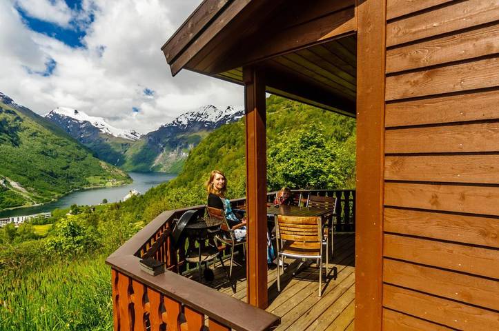 Ferienhaus für 3 Personen, mit Balkon und Ausblick sowie Seeblick in Møre og Romsdal - 2