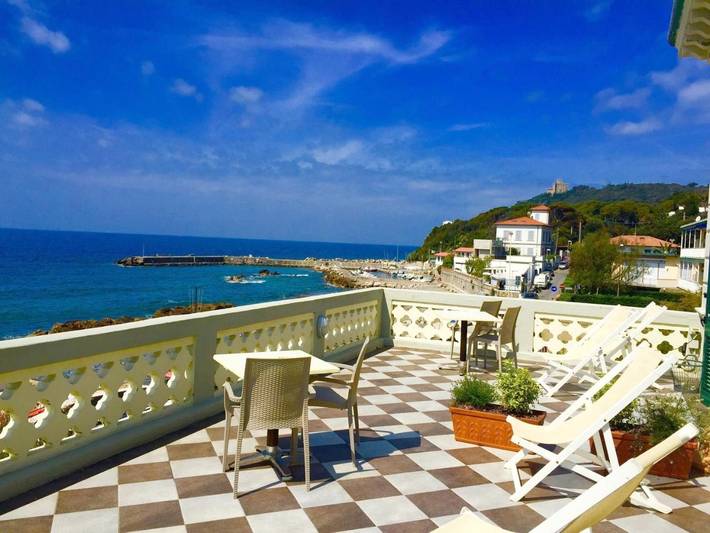 Hôtel pour 2 personnes, avec Terrasse à Livourne