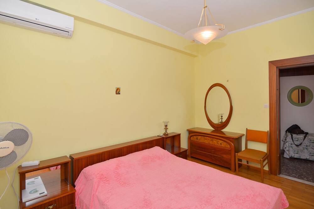 Ganze Wohnung, Mytilini central apt 5 min walk from port, shops in Lesbos