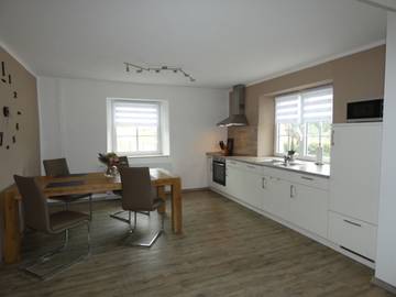 Luxus-ferienhaus für 10 Personen in Neuendorf (Rheinland-Pfalz), Naturpark Hohes Venn-Eifel, Bild 2