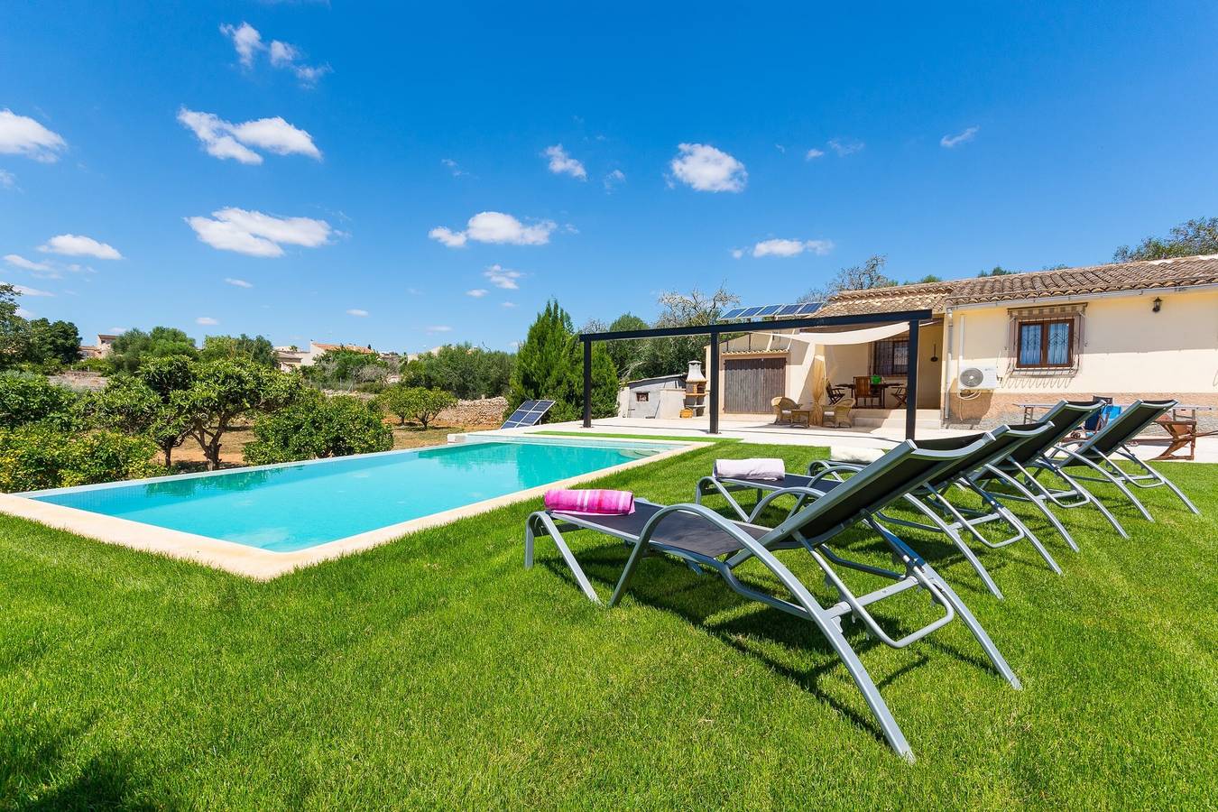 Casa de campo 'Calderitx' con piscina privada, Wi-Fi y aire acondicionado in Ariany, Interior de Mallorca
