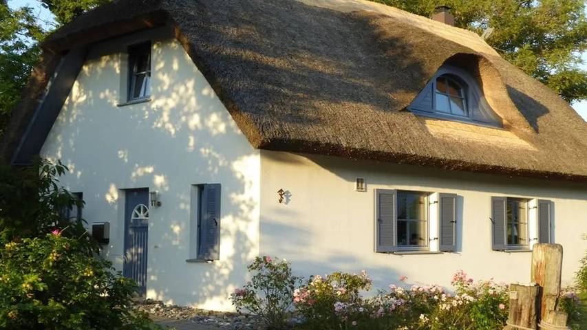 Ferienhaus für 6 Personen, mit Garten in Putgarten