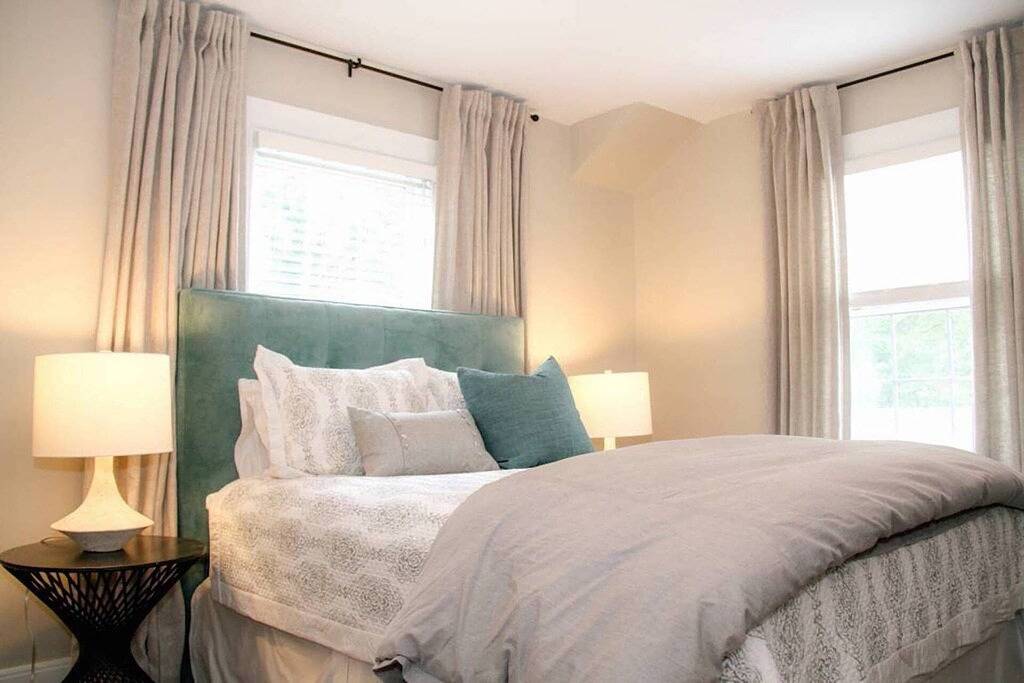 Ganze Wohnung, \"Absolut reizend, Wohnung war wundervoll. Tolle Lage, schön eingerichtet. \" in Nashville, Tennessee