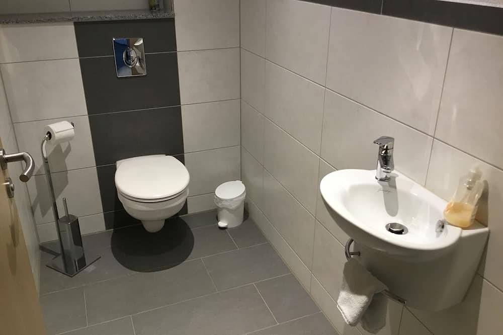 Appartement une chambre à coucher neuf à 10 Minutes de Strasbourg au calme in La Wantzenau, Région de Strasbourg