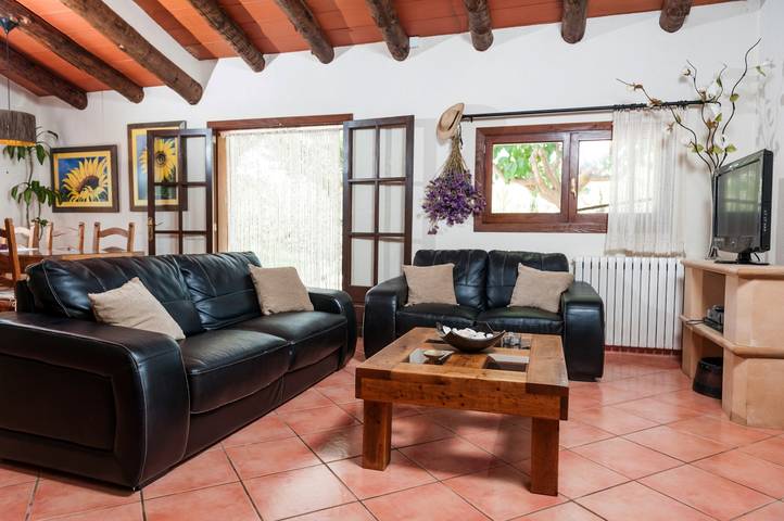 Chalet para 8 personas, con jardín además de piscina y terraza, Se admiten mascotas en Mallorca - 2