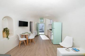 Location de vacances pour 4 personnes, avec terrasse à Santorin