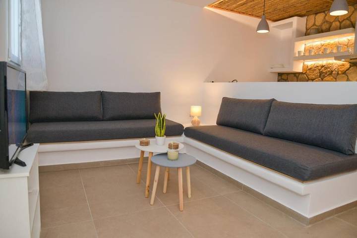 Gîte pour 4 personnes, avec vue ainsi que terrasse et jardin dans Klima - 2