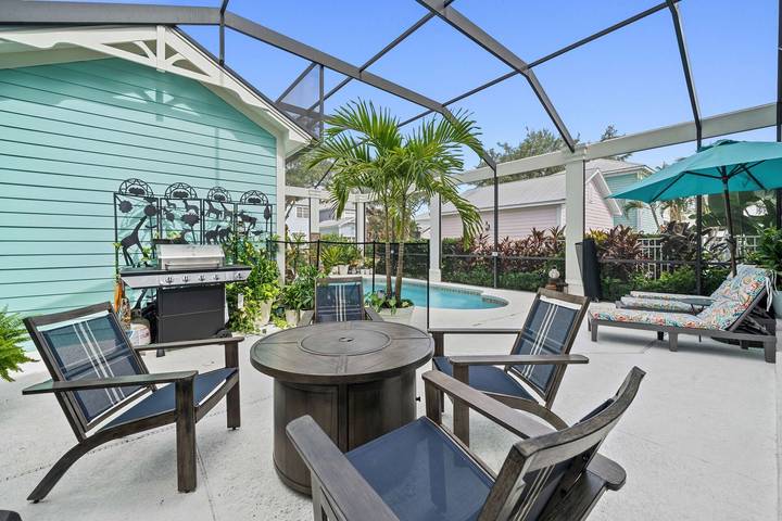 Escape to a Luxurious Safari Experience, Orlando Villa 6681 in Reunion Resort, Four Corners