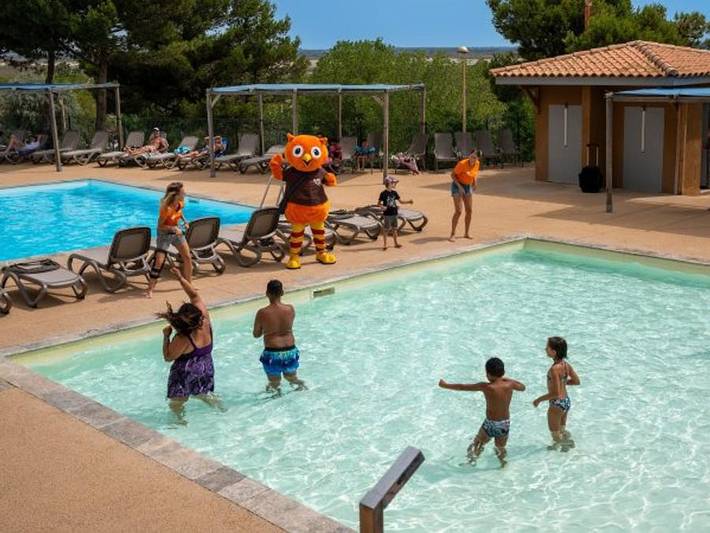 Camping pour 2 personnes, avec Balcon et Bassin pour enfant