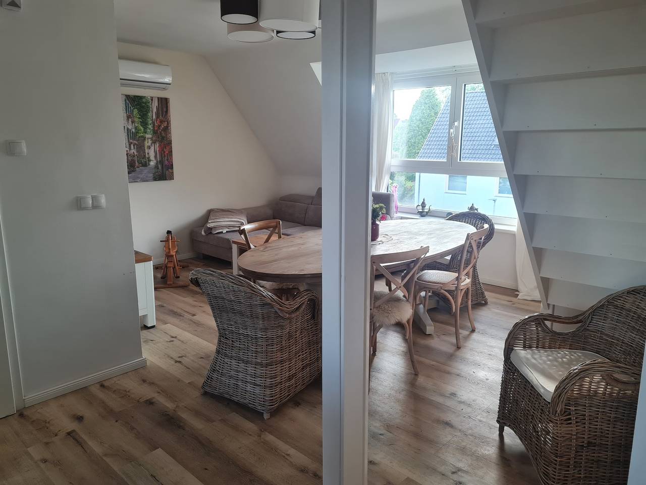 Ganze Wohnung, Ferienwohnung 'Maisonette-Wohnung In Gladbeck' mit Gemeinschaftspool, Gemeinschaftsgarten und Wi-Fi in Gladbeck, Kreis Recklinghausen