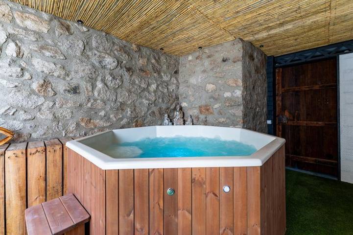 Casa rural para 15 personas, con Jacuzzi además de Terraza y Vistas en San Mori - 2