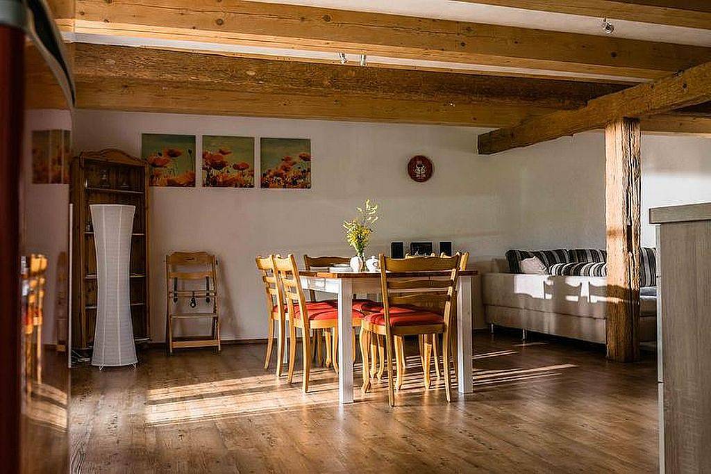 Ganze Ferienwohnung, Ferienwohnung "Im Kehlhof" - "Im Kehlhof" - 4-Zimmerwohnung - ca. 120 qm - in Öhningen, Untersee