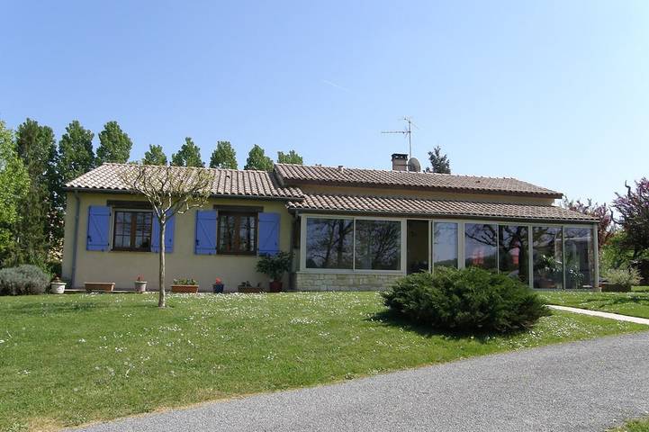 Location de vacances pour 6 personnes, avec Terrasse et Jardin à Cahuzac