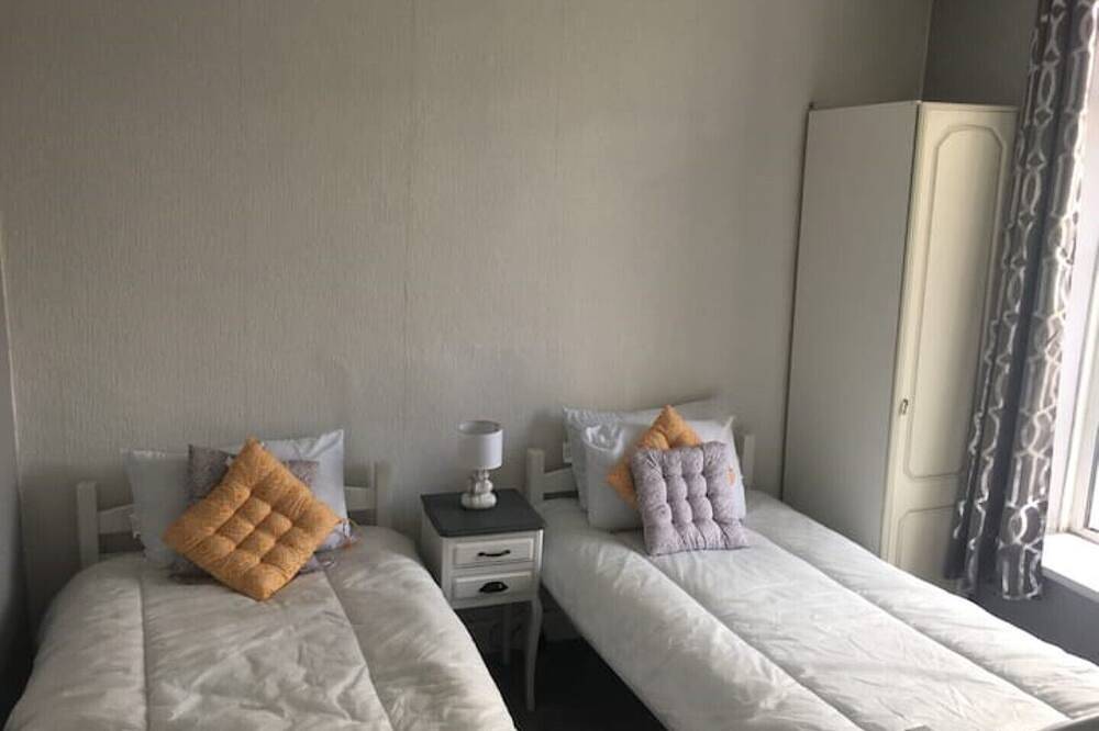 Appartamento intero, Walk to the Beach! 2 bed Swansea Centre Flat Sleeps 6 in Swansea, Swansea e dintorni