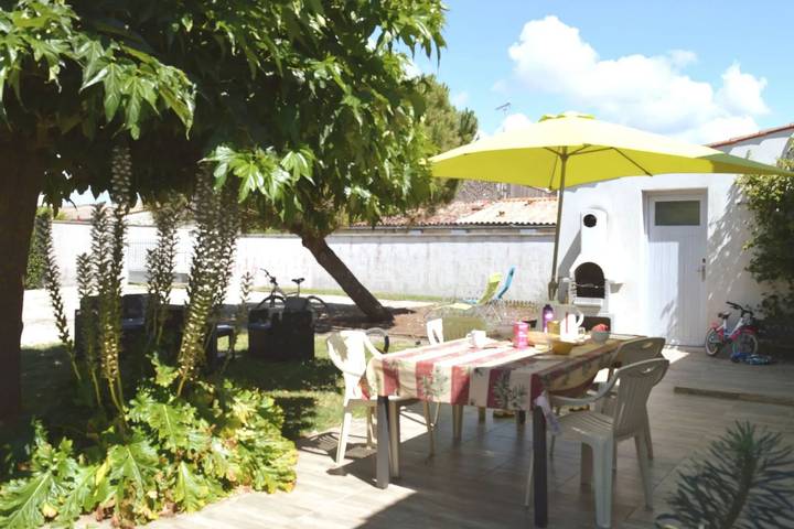 Casa de vacaciones para 6 personas, con terraza y jardín, Se admiten mascotas - 1