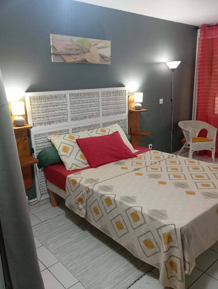 Studio pour 2 personnes, avec jardin