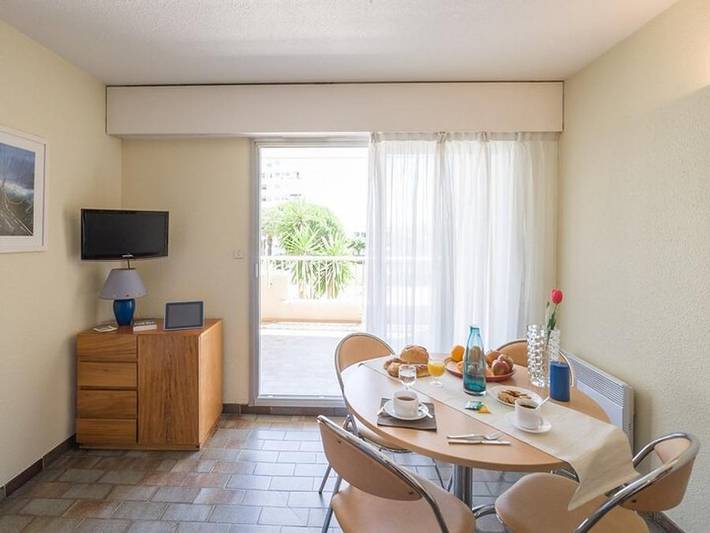 Camping pour 4 personnes, avec balcon à Giens - 2