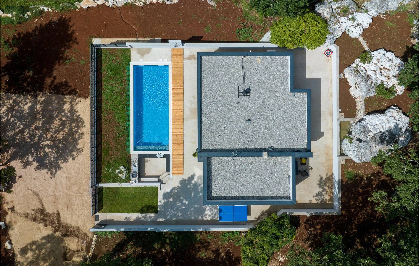 Reizend, 2 km von Kršan entfernt: Modernes Apartment mit Terrasse und Annehmlichkeiten in Kršan, Ostküste Istrien