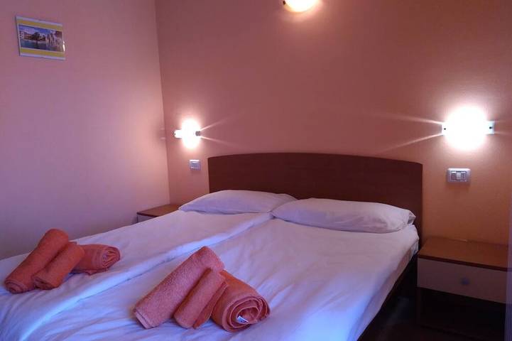 Ganze Wohnung, Ulivi sul Garda apartment 1 in Pieve, Tremosine