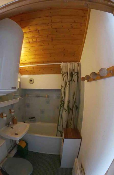 Appartement entier, Two-Bedroom Apartment in Habère-Poche, Région de Thonon-les-Bains