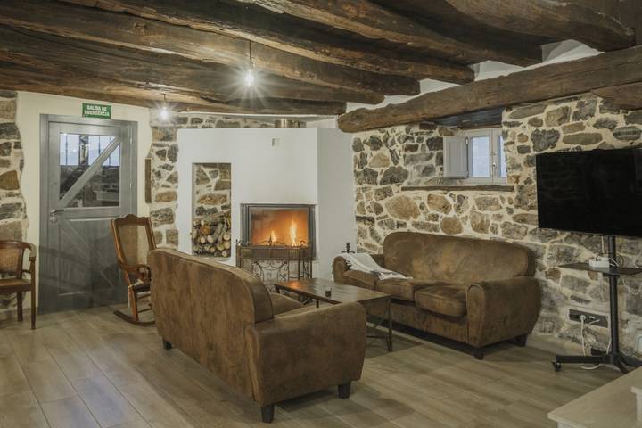 Chalet para 10 personas, con jardín, Se admiten mascotas en Montaña Palentina - 3