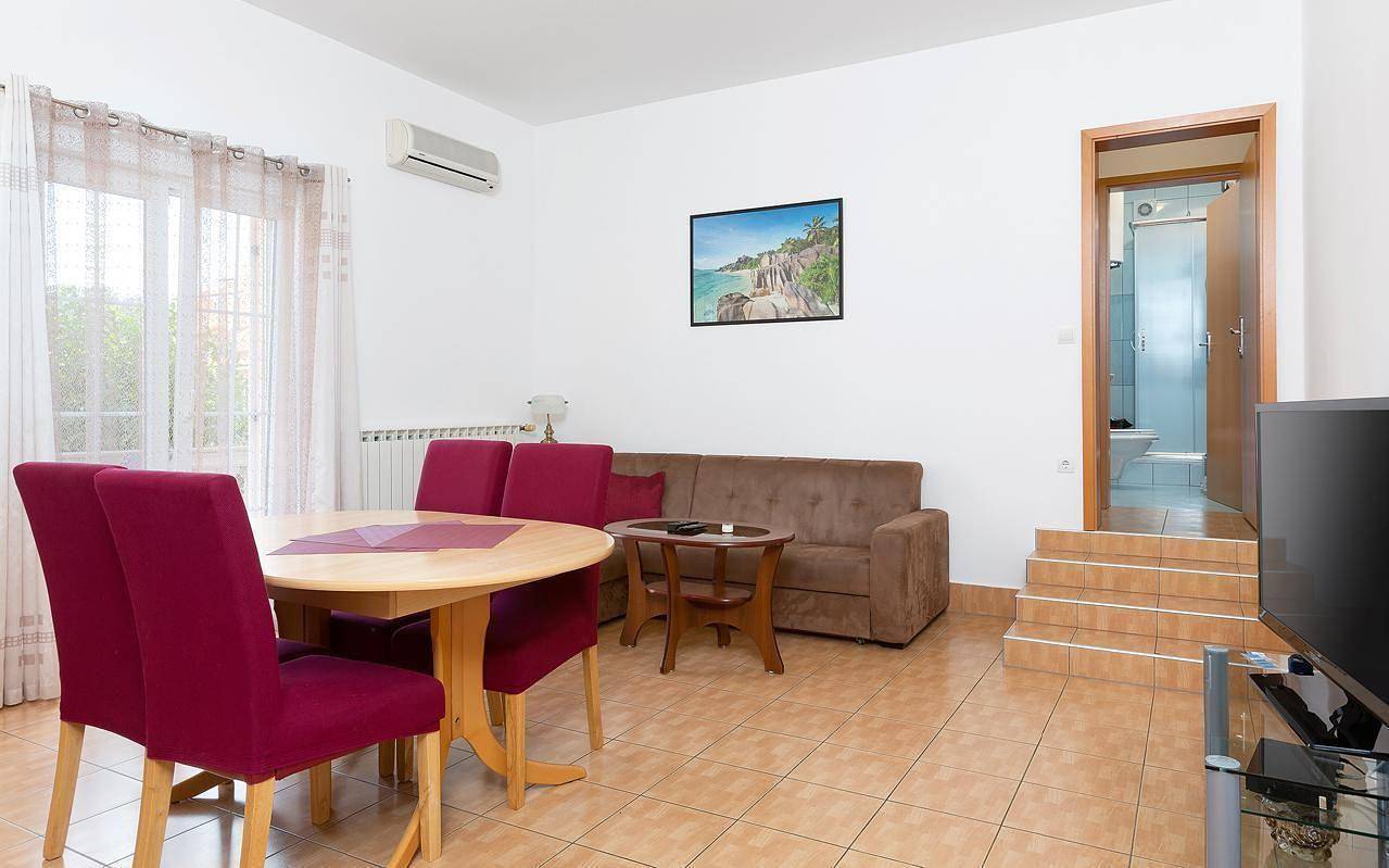 Appartamento intero, Appartamento a Medulin con terrazza coperta in Medolino, Pula-Medulin