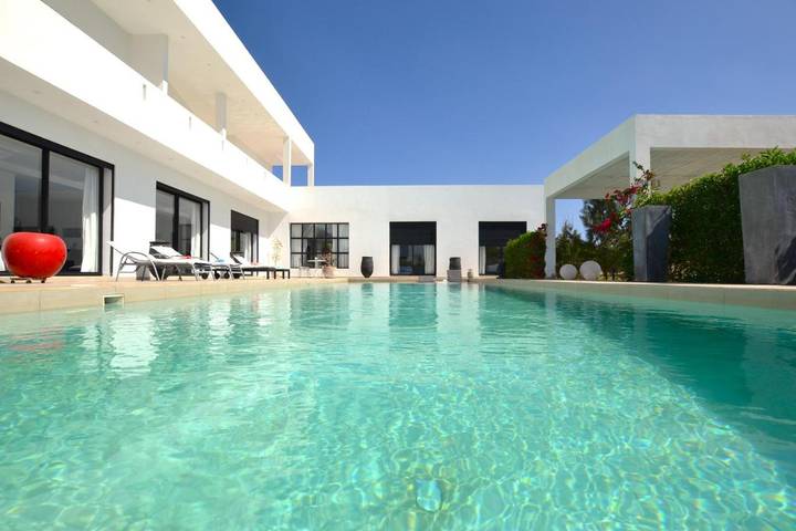 Chambre d’hôte pour 2 personnes, avec piscine et terrasse, animaux acceptés au Maroc