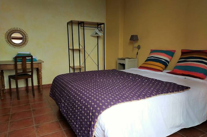 Gîte pour 20 personnes, avec jardin à Céron - 2