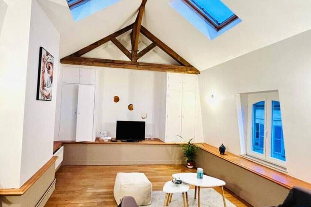 Entire apartment, Tropical duplex in Fontainebleau in Senlis, Oise