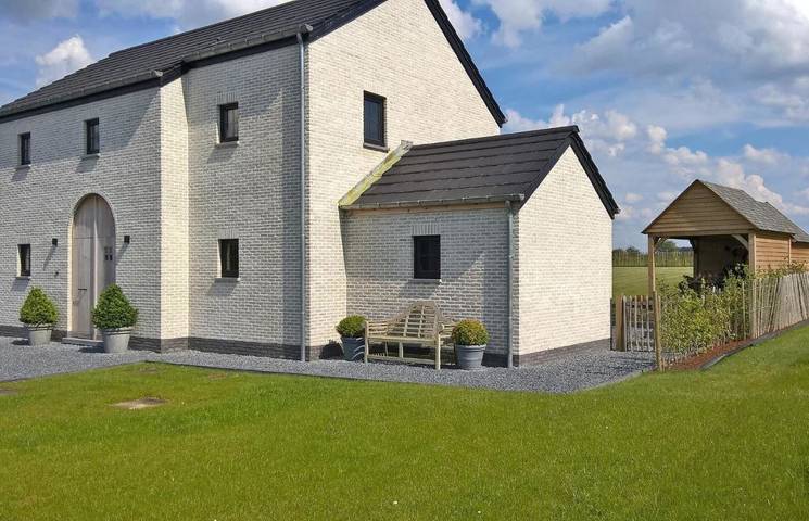 Chambre d’hôte pour 2 personnes, avec terrasse et jacuzzi ainsi que sauna et jardin à Tenneville