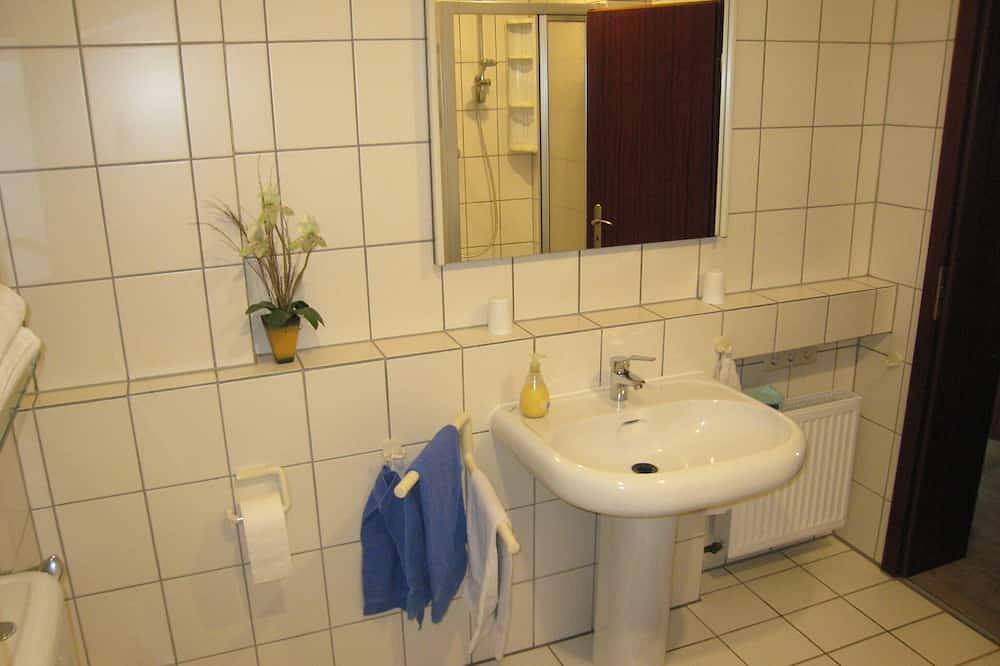 Apartamento entero, 2.5 km to the city center.  Vacation apartment in a quiet location. in Dortmund, Región del Ruhr