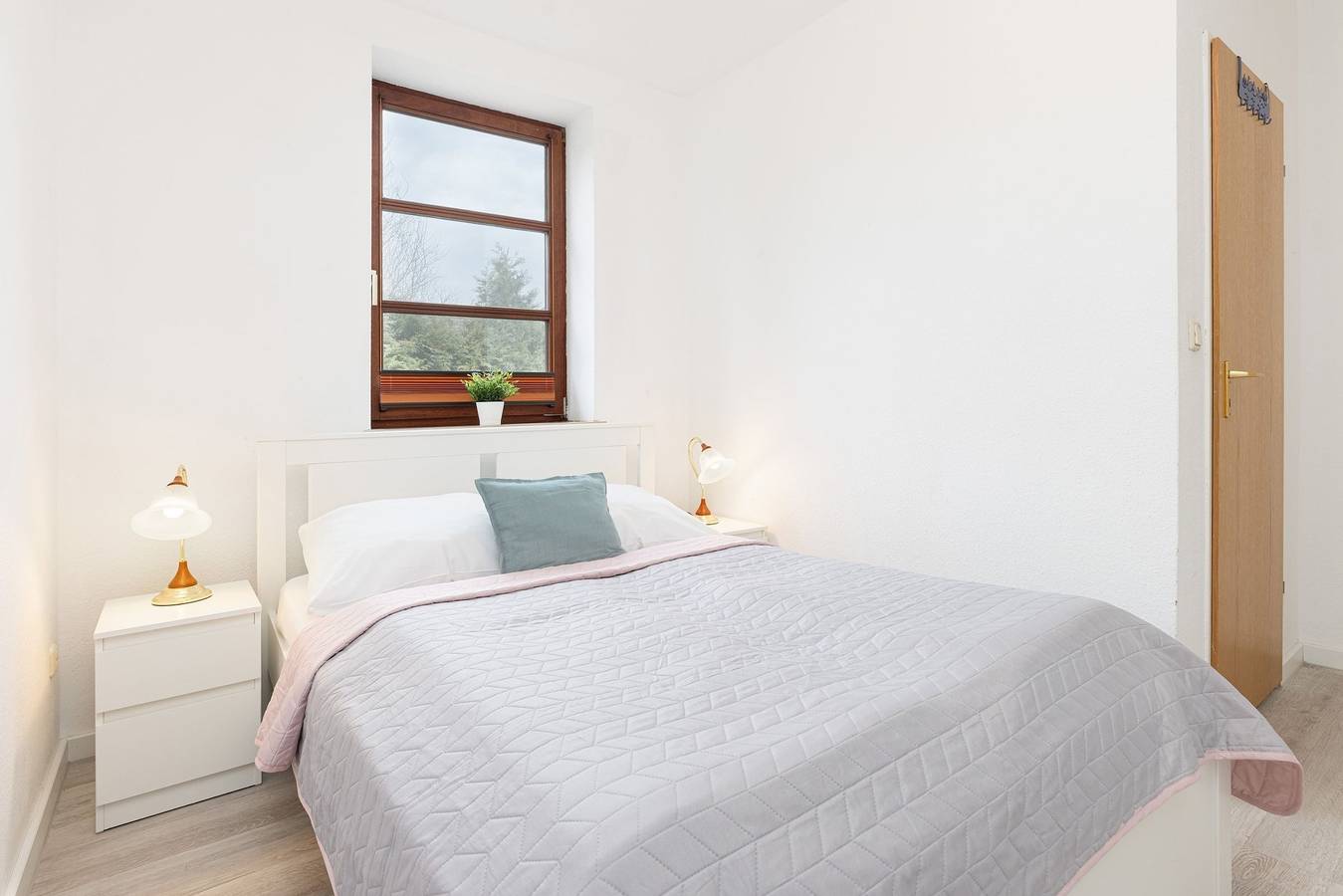 Ganze Ferienwohnung, Strandstraße 2 Sandkorn in Kieler Förde, Laboe