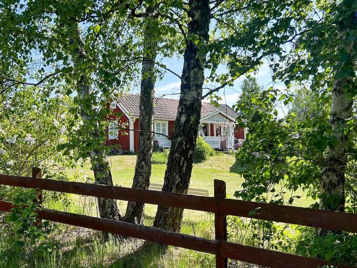 Ferienhaus für 2 Personen, mit Terrasse und Pool sowie Sauna in Vimmerby