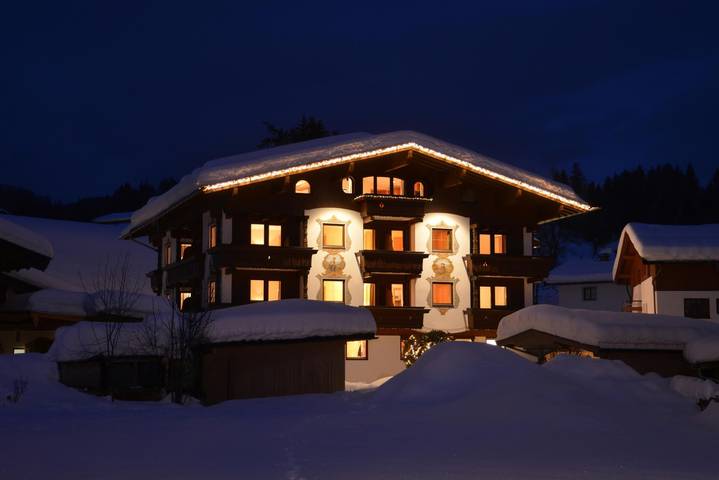 Ferienwohnung für 2 Personen, mit Garten und Ausblick sowie Pool und Sauna in Kössen - 2