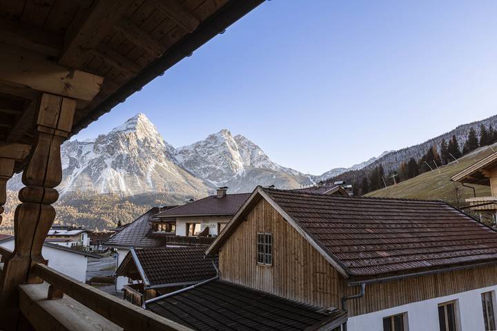 Entire apartment, Ferienwohnung mit 1 Schlafzimmer für 4 Personen in Lechtal Alps, Lermoos