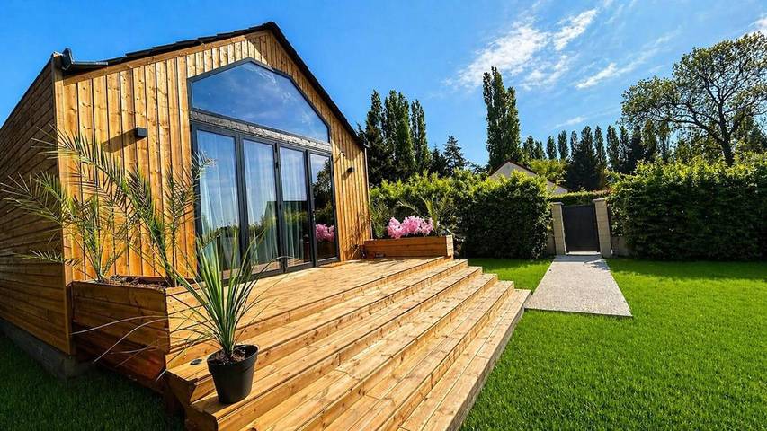 Location de vacances pour 6 personnes, avec Balcon ainsi que Terrasse et Vue à Longnes