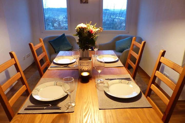 Ferienhaus für 3 Personen, mit Terrasse und Whirlpool in Trier
