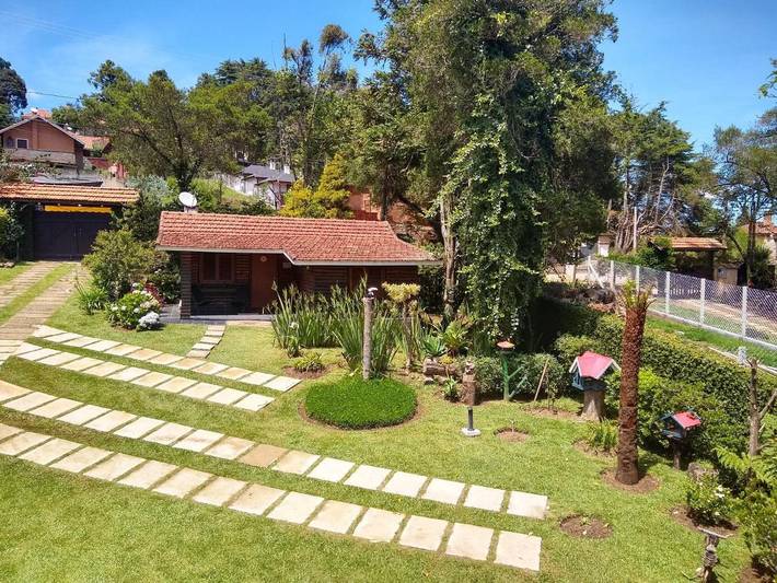Ferienwohnung für 4 Personen, mit Ausblick und Terrasse sowie Garten - 1