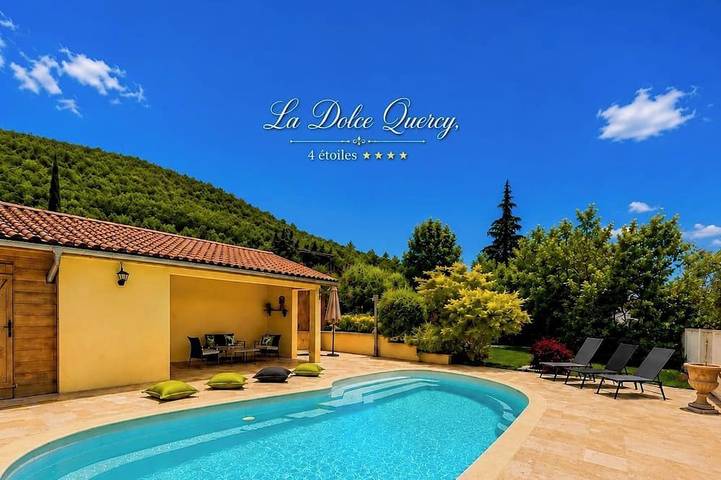 Location de vacances pour 12 personnes, avec jacuzzi à Espère