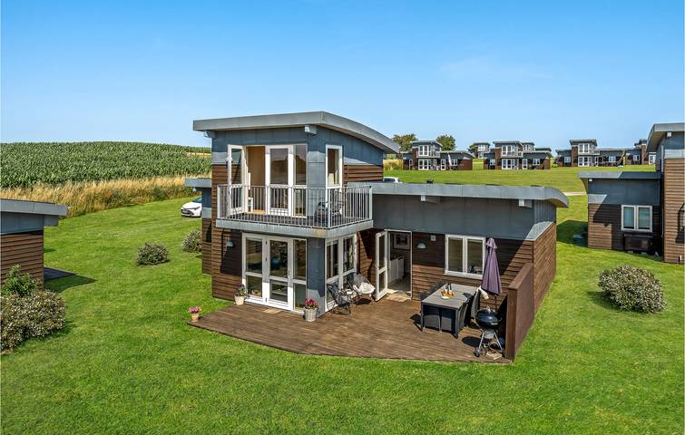 Ferienhaus für 8 Personen, mit Terrasse und Whirlpool sowie Sauna - 1